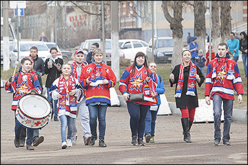 14 апреля 2016. Нефтяник - Ижсталь